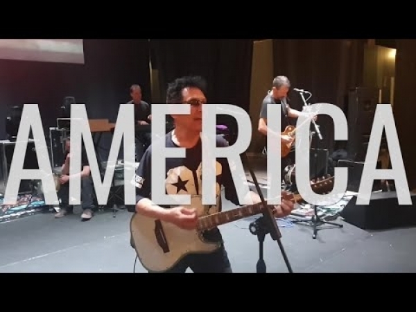 Edoardo Bennato - Stop America